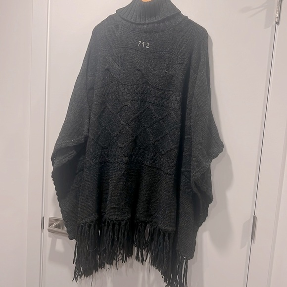 Odd Molly Wool Poncho with Tassels - Picture 3 of 9